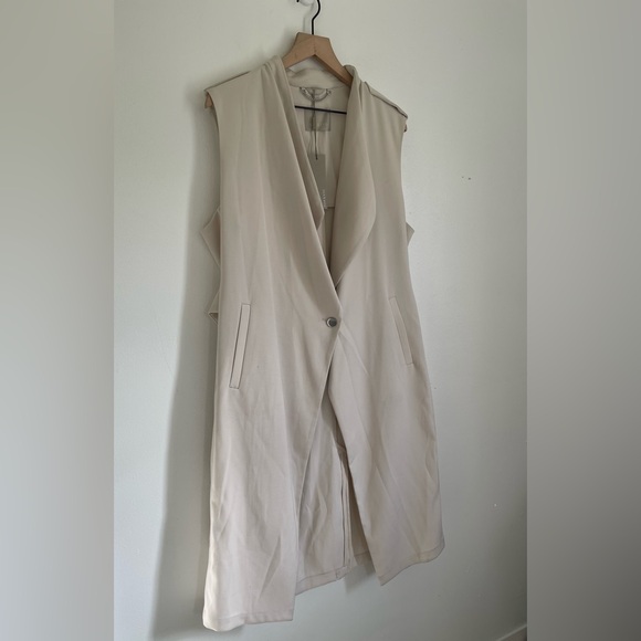 SOIA & KYO LONG VEST - Picture 5 of 5